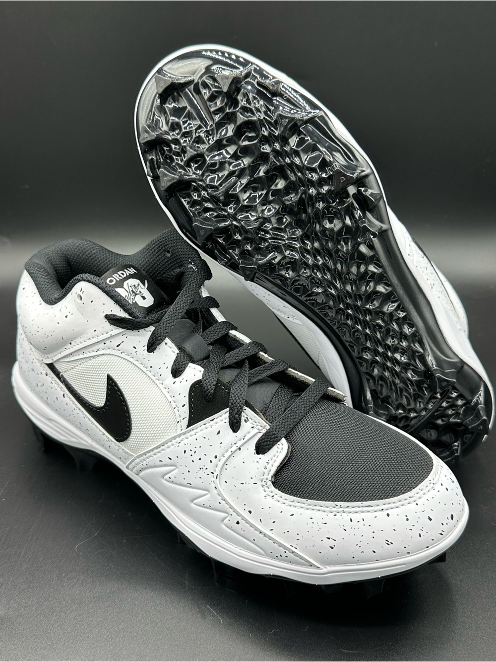 Jordan Stadium 90 Low MCS Molded Baseball Cleats HQ0211-101 White/Black Size 9